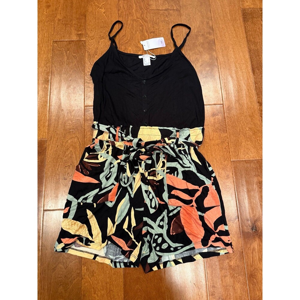 Venus black floral romper size large NEW NWT